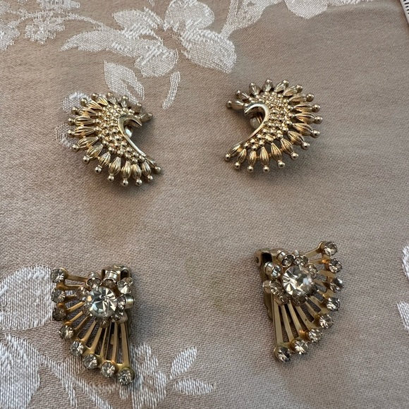 Y2K Vintage Gold Embellishment Earrings Sets - Picture 1 of 5